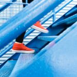 10 Increíbles Beneficios de Usar las Escaleras en el Gimnasio que Debes Conocer