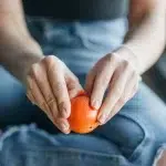 10 Increíbles beneficios de comer una naranja al día que mejorarán tu salud